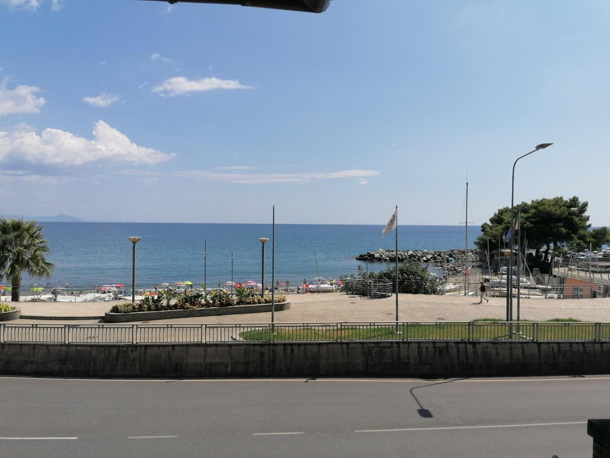 Villa Figoli Suites アレンツァーノ エクステリア 写真